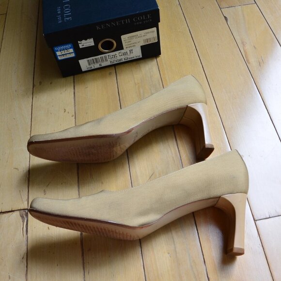 KENNETH COLE Heels Pumps Size 9M - Picture 7 of 11